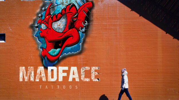 MADFACE-Street-Wall-Logo